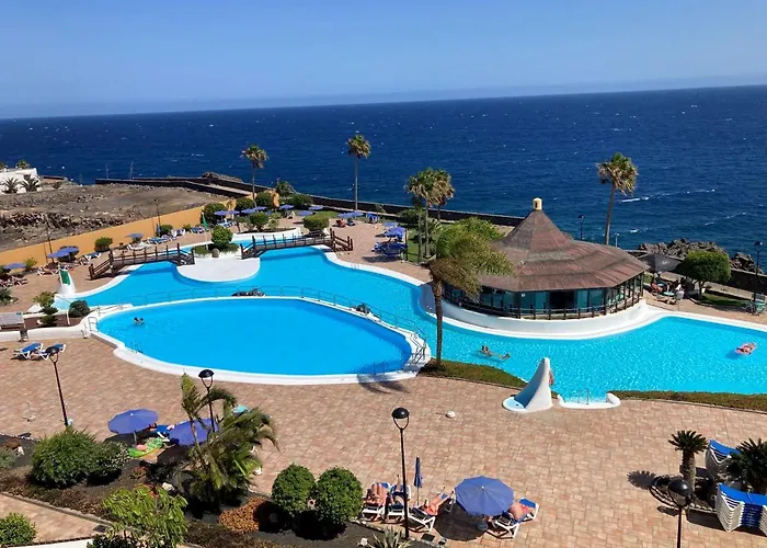 Apartamentos Rocas Del Mar